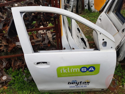 Dacia lody 2015 model sağ ön kapı
