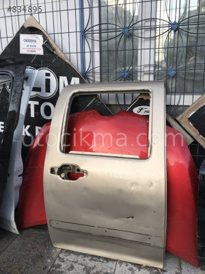 Isuzu d-max sağ arka kapı