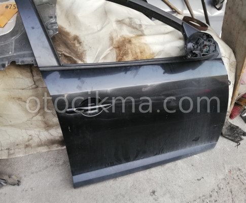 RENAULT FLUENCE SİYAH SAĞ ÖN KAPI