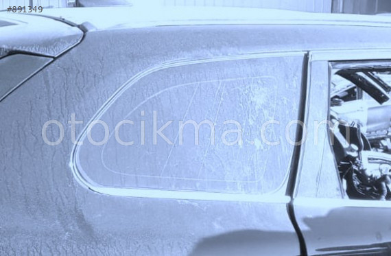 2010 VOLVO XC60 ÇIKMA SAĞ ARKA KAPI CAMI.