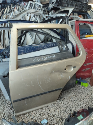 Volkswagen Bora sol arka kapı