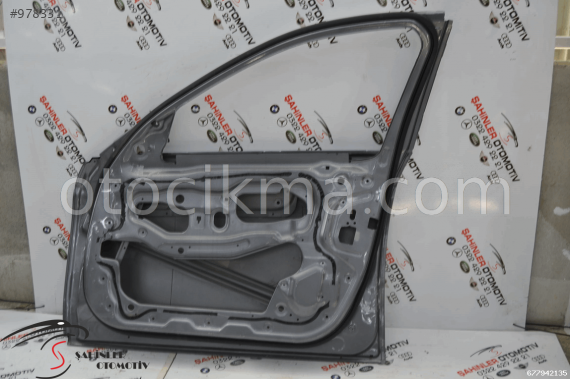 BMW 5 SERİSİ F10 SAĞ ÖN KAPI