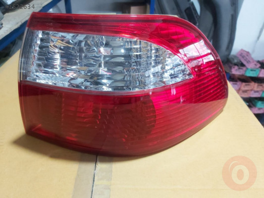 MAZDA 626 SEDAN  2001-2003 SAĞ STOP LAMBASI