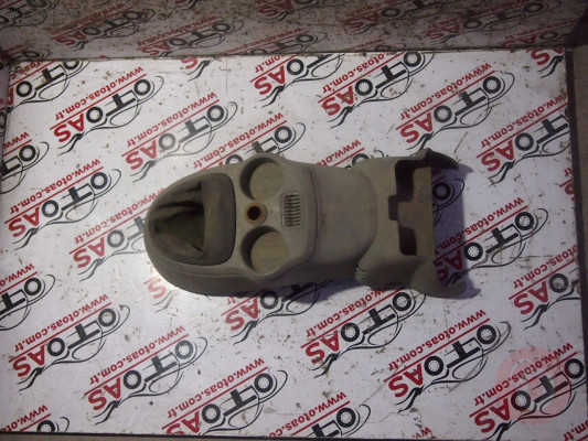 Renault Kangoo Bardaklık 8200214630
