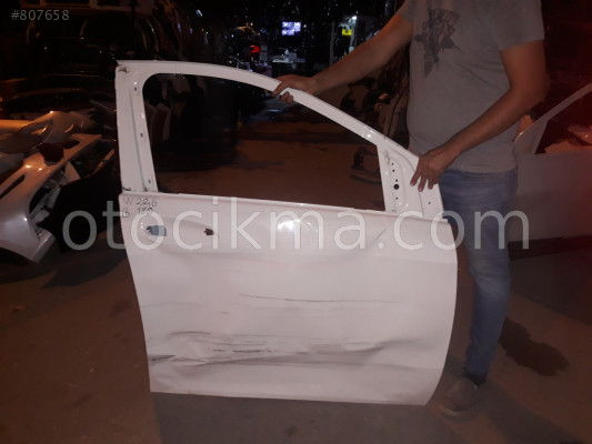 Mercedes b class sag ön kapı