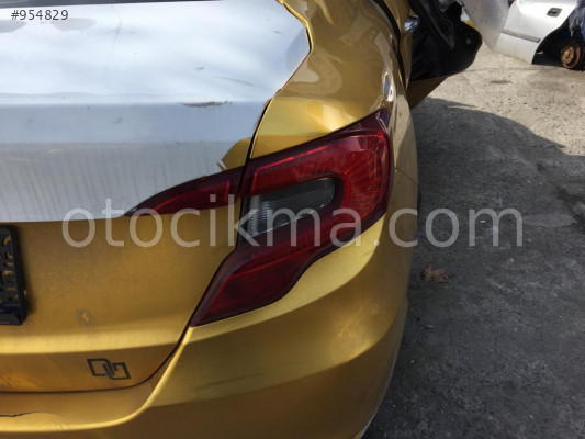 Fiat Egea Sağ Arka Stop hatasız orjinal çıkma