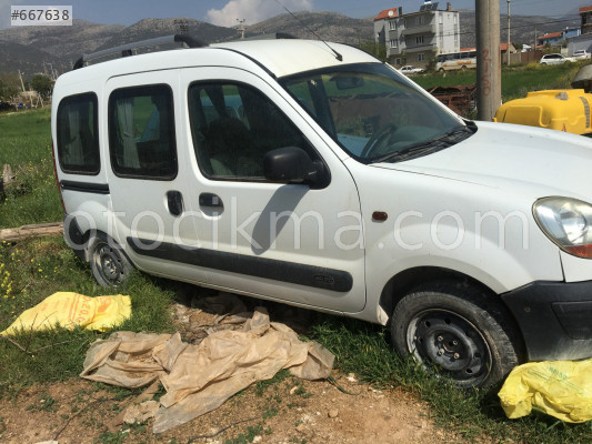 RENAULT KANGOO SAĞ ÖN ÇAMURLUK