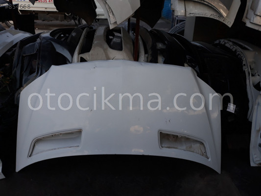 Mercedes sprintır motor kaputu