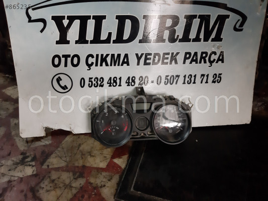 RENAULT MEGAN 2 KM SAATİ