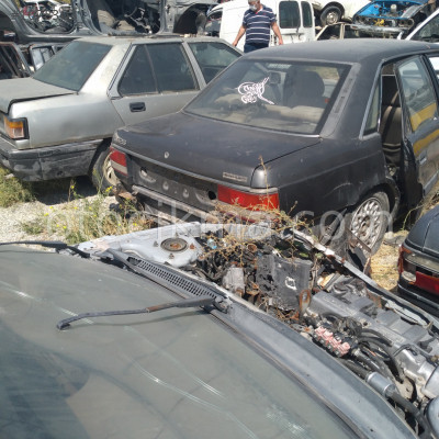 Mazda 626 Çıkma bagaj kapağı