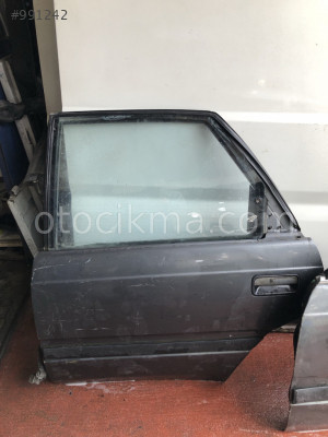 Mazda 626 sol arka kapı dolu