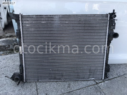 Renault megane 4 çıkma su radyatör