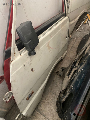 MAZDA E 2200 SOL ÖN KAPI ÇIKMA