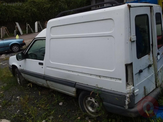 RENAULT EXPRESS SAĞ ÖN KAPI ÇIKMA PARÇA MISIRCIOĞLU OTO