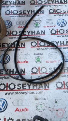 seat leon 2010 sağ arka kapı kartonu lastiği