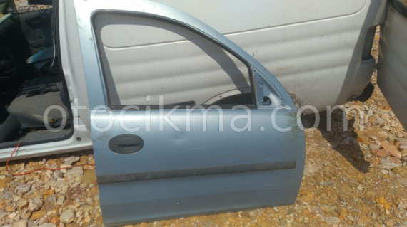 opel combo c çıkma sağ ön kapı