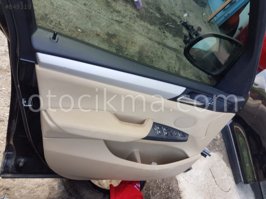 BMW X3 2015 SOL ÖN KAPI DÖŞEMESİ ORJİNAL KREM