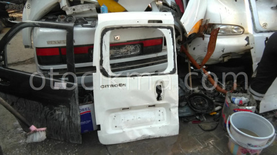 citroen nemo sol arka kapı çıkma