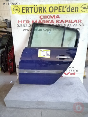 Skoda octavia sag arka kapı
