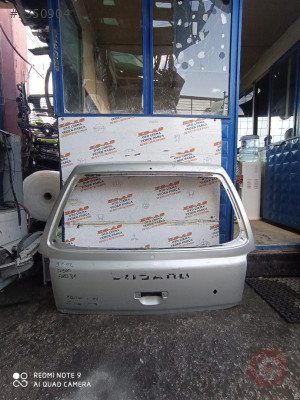 Subaru Forester Arka Bagaj Kapağı 1997-2002