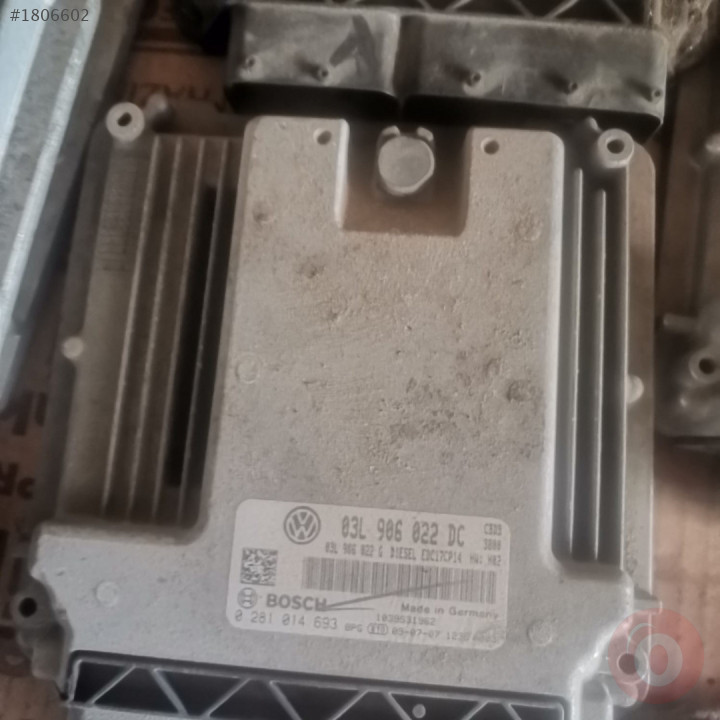 Volkswagen / Golf / Golf 5 2.0 TDI MOTOR BEYNİ03L906022DC ÇIKMA