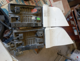 FORD TRANSİT V 363.DEPO KAPAK VE YUVASI..BK31-V27936-AC