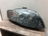 Oto Çıkma Parça / Elektrik / Far / Audi / A4 / Çıkma Parça 