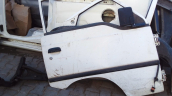 hyundai h 100 sağ ön kapı  dolu