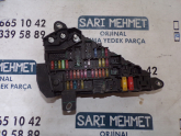 ÇIKMA BMW 5 SERİSİ E60 SİGORTA KUTUSU 6906 588 - 07