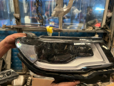 JEEP GRAND CHOREKEE SAĞ FAR OTO MEHMET GÜVENCESİYLE