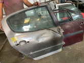 PEUGEOT 407 SAĞ ARKA KAPI DOLU ORJİNAL ÇIKMA TEMİZ