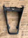 VW POLO 10-17 ORTA VİTES KONSOLU 6R1863680D 82V