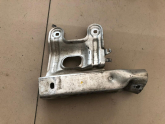 BMW F20-F30-F32 TAMPON DEMİR AYAĞI ALT 51117266193
