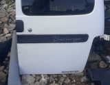 1998 citroen berlingo 1.9 çıkma sağ bagaj kapı bandı