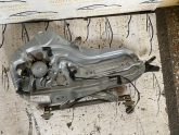 KİA SORENTO SOL ARKA KAPI CAM KRİKOSU 2008-2012 MODEL ORJİNA