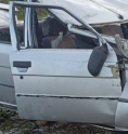 renault r9 broadway 1.4 çıkma sağ ön kapı