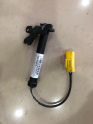 BMW F40 SAĞ KAPUT FİŞEĞİ 7450944