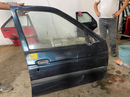 FORD ESCORT SAĞ ÖN KAPI 1995-2000 MODEL ORJİNAL ÇIKMA