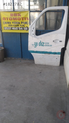 Renault master çıkma boş sol ön kapı