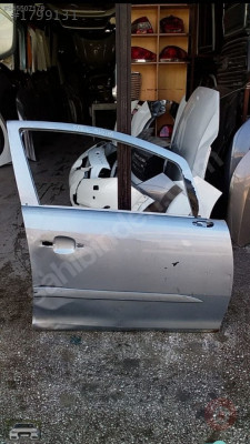 GOLF 6 SAĞ ÖN KAPI