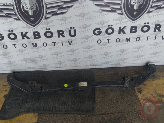 Fiat Doblo 2 radyatör alt saçı