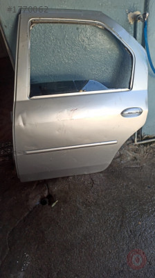 Dacia logan sol arka kapı