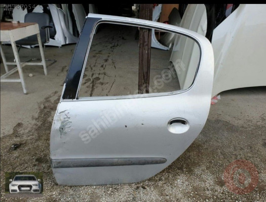 206 SOL ARKA KAPI