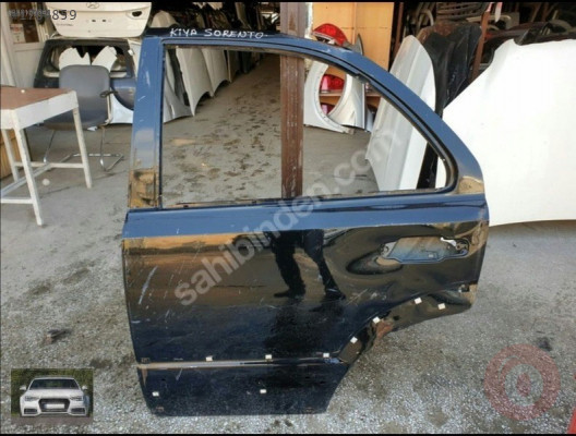 SORENTO SOL ARKA KAPI