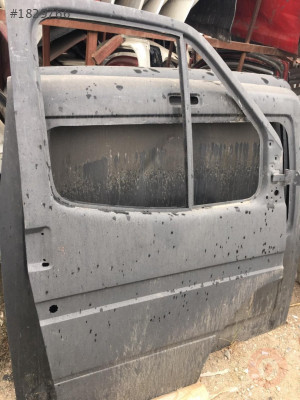 1996_1998 FORD TRANSİT SAĞ ÖN KAPI ÇIKMA PARÇA