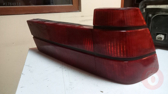 Alfa romeo 75 çıkma sağ arka stop