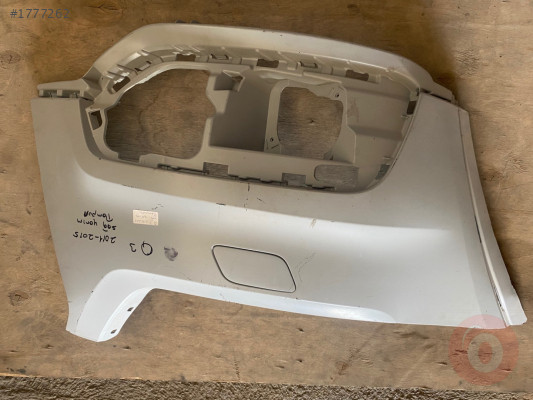 8U0807748K AUDİ Q3 SAĞ ÖN TAMPON