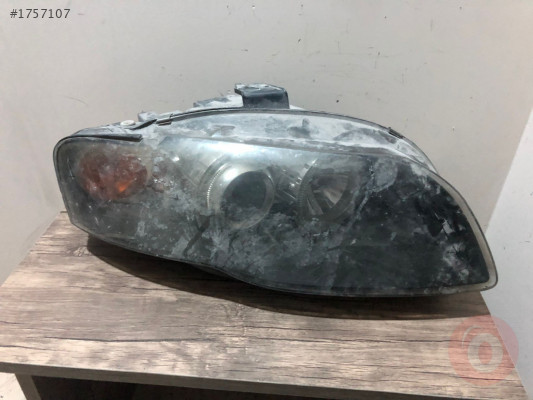 AUDİ A4 B7 05-08 SAĞ FAR