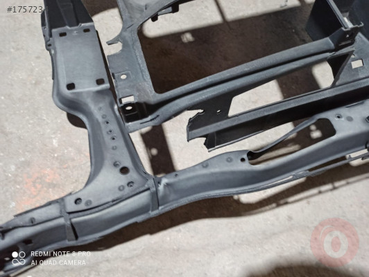 BMW 3 SERİSİ 2014 2016 E 90 ÖN PANEL 1858150016