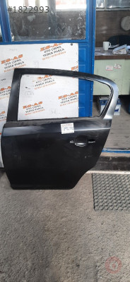Opel Corsa D sol arka kapı 2006 2014
